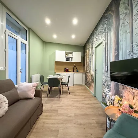 Apartman Mystical Forest- Parking - Hopitaux - Eurexpo